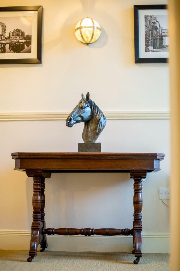 Stylish Apartment Close To Gloucester Quays & Docks Экстерьер фото