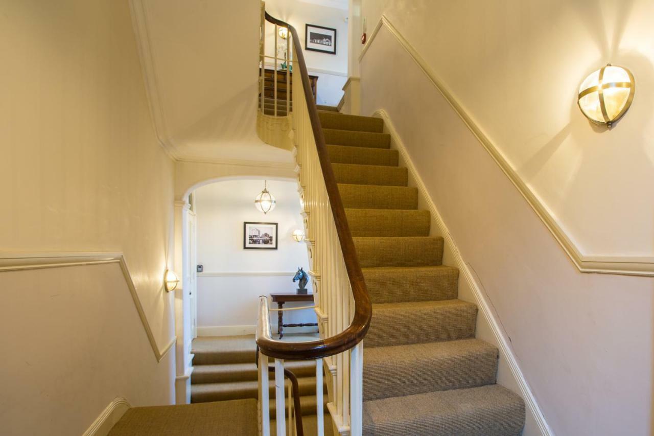 Stylish Apartment Close To Gloucester Quays & Docks Экстерьер фото